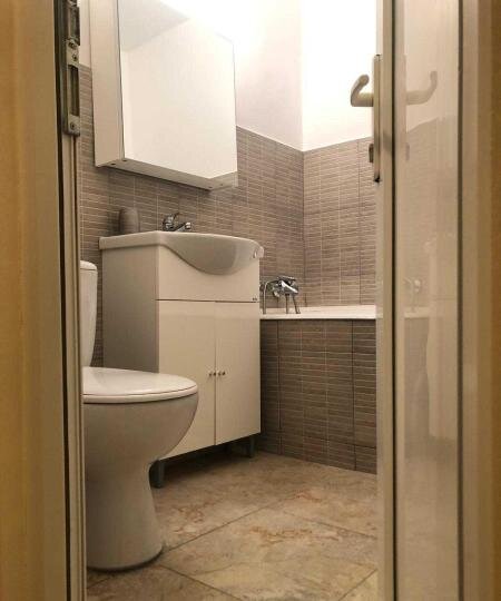 Iancului, Magura Vulturului, langa Clinica Sante.